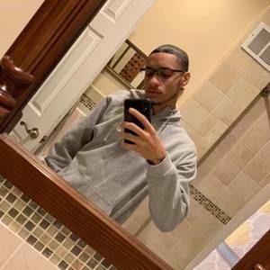 Meet your Posher, Syre